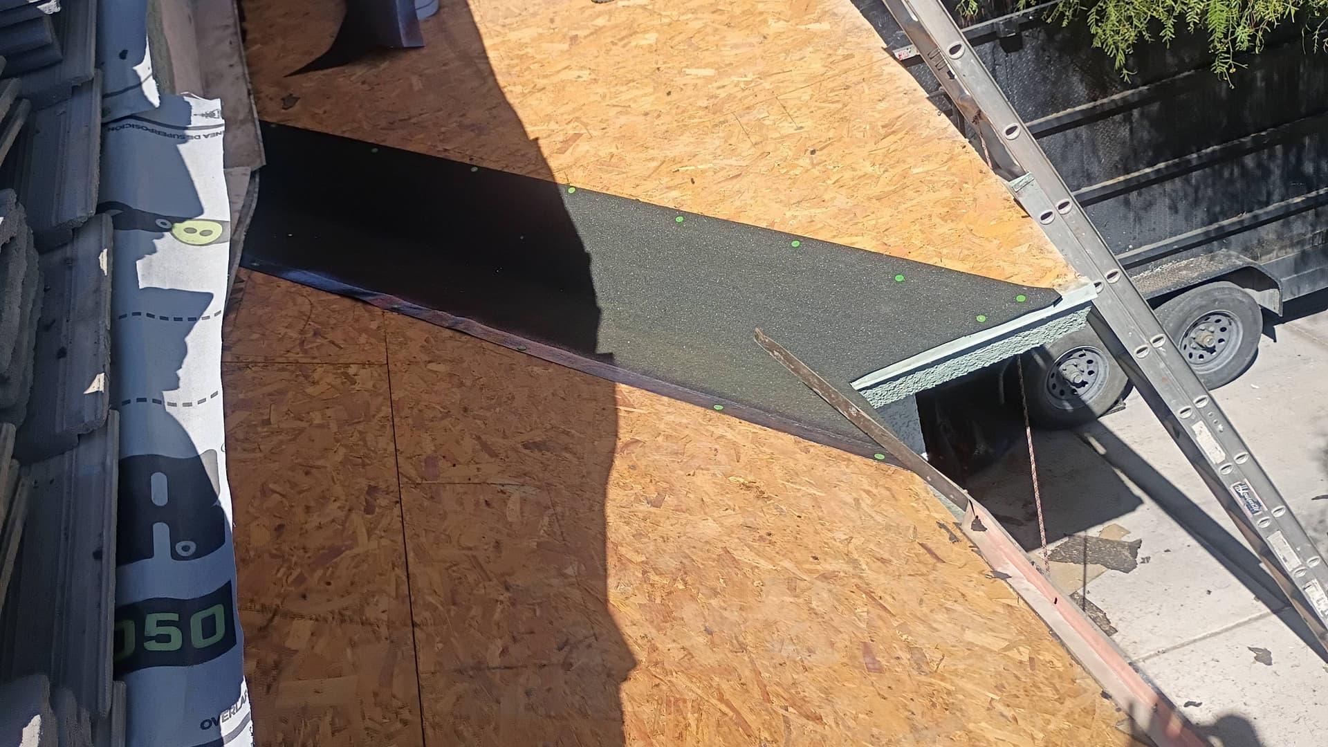 Gallery photos for Tile Lift and Reset on a Single-Story Home: Image #7