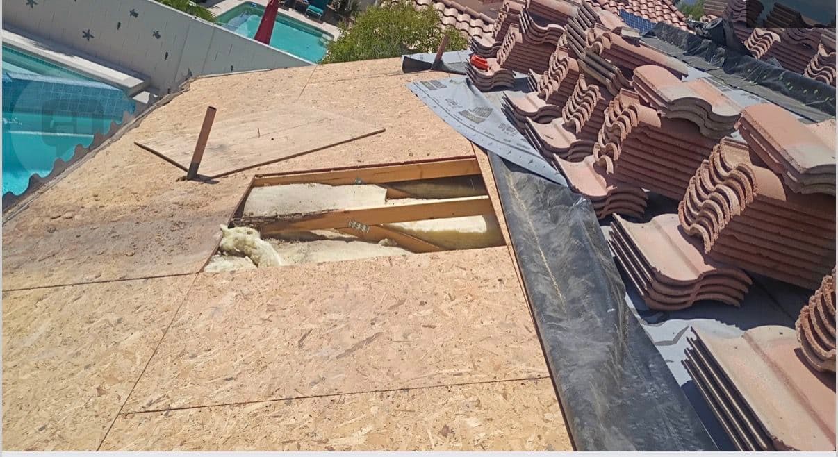 Gallery photos for Tile Roof Partial Lift and Reset on a Northwest Area Single-Story Home: Image #3