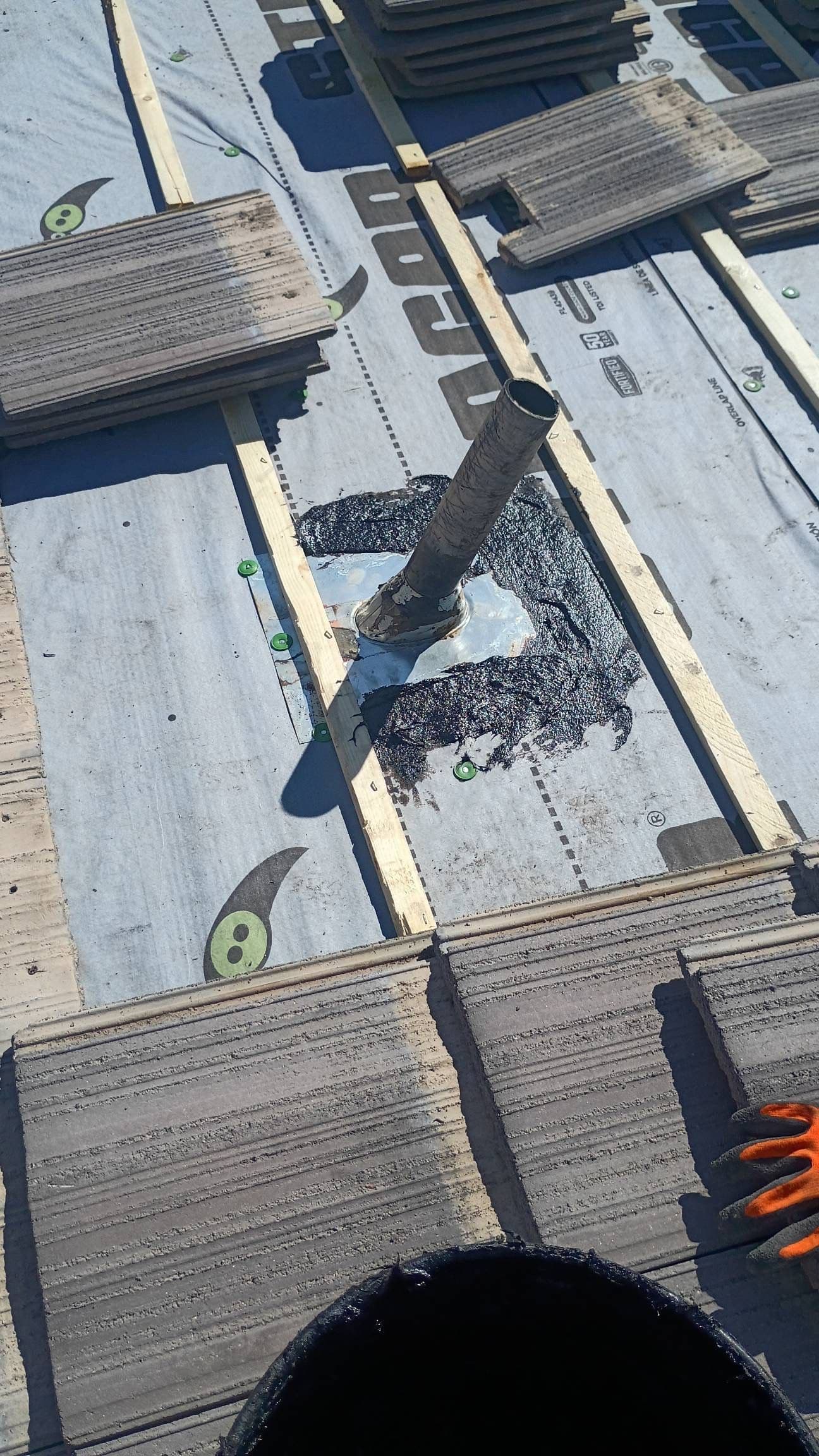 Gallery photos for Tile Lift and Reset on a Single-Story Home: Image #8