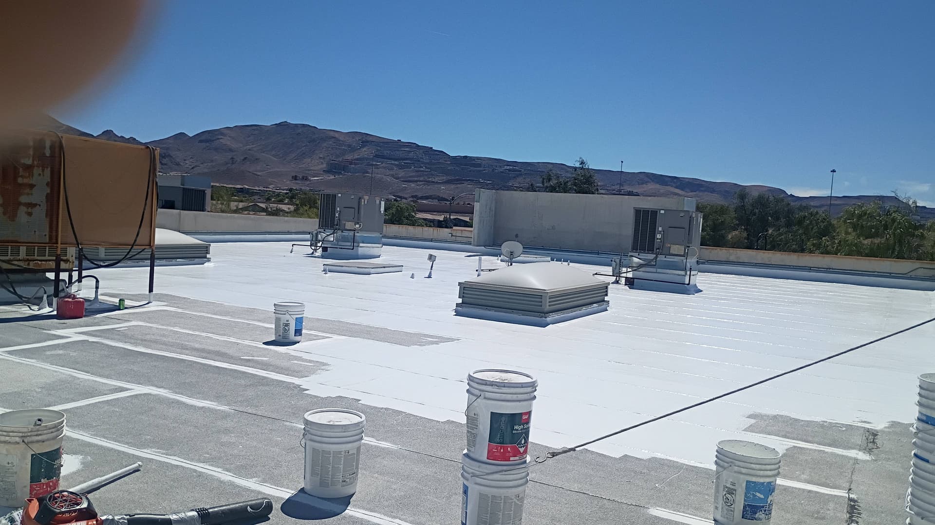 Gallery photos for Flat Roof Coating with Silicone Elastomeric in Action: Image #4